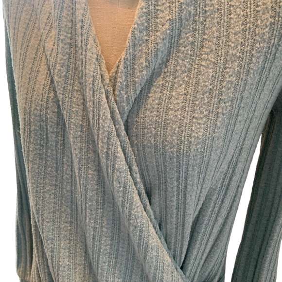 Anthropologie Maeve Rafela Hacci Surplice Top - Picture 7 of 7